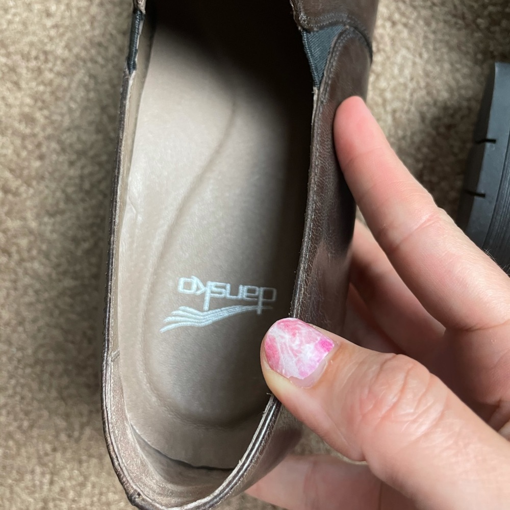 Robin Chocolate Burnished Dansko Shoes Size 9/39 - Picture 13 of 15